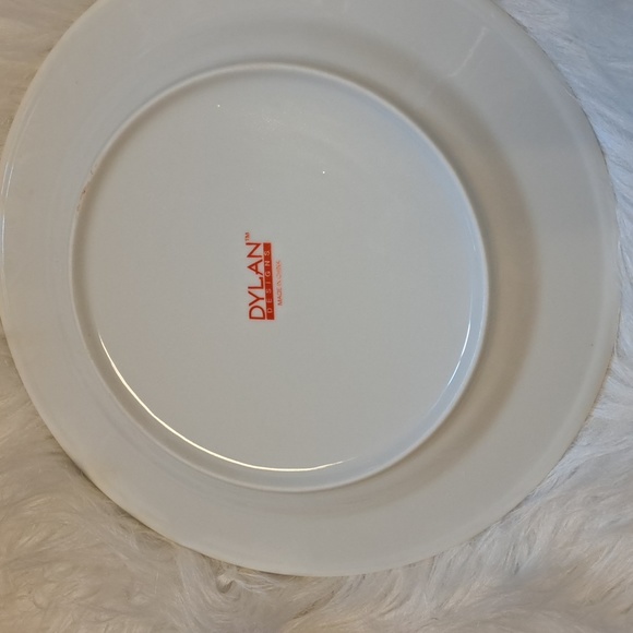 SET OF FOUR CHRISTMAS PLATES - Picture 3 of 3